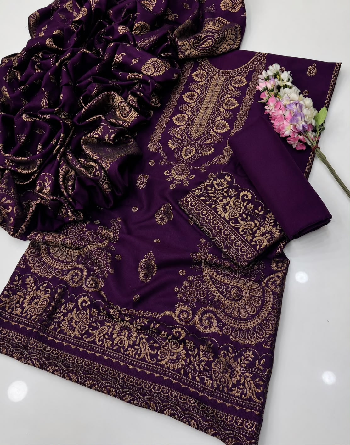 Pashmina Jacquard 3-piece Suit